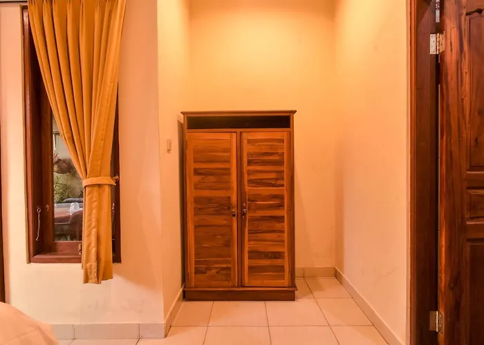 Kamar Suci House *